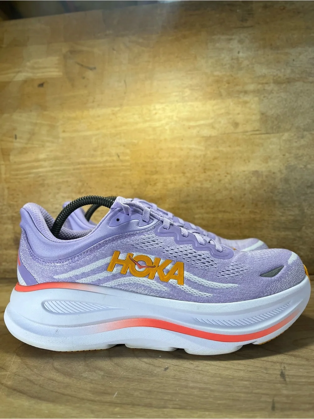 Hoka One One Bondi 9 Womens Size 10.5 Wide Running Shoes Sneakers Purple
